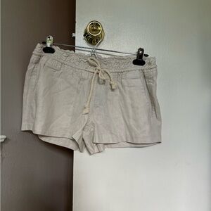 NWT Roxy Shorts Beige Size M